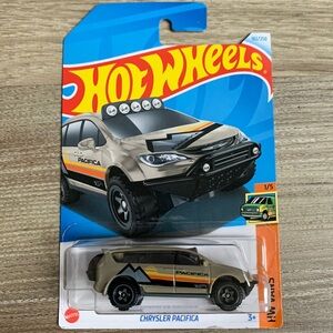 Hot Wheels Chrysler Pacifica HW Van Hotwheels Mainline 2024 New Mattel HTB93